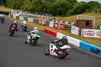 Vintage-motorcycle-club;eventdigitalimages;mallory-park;mallory-park-trackday-photographs;no-limits-trackdays;peter-wileman-photography;trackday-digital-images;trackday-photos;vmcc-festival-1000-bikes-photographs